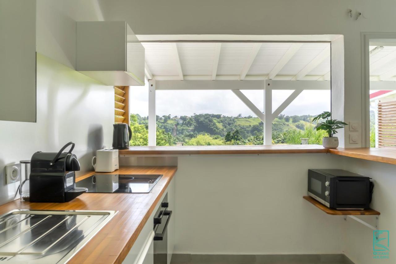 Superbe Appartement Avec Terrasse Vue Nature - Julyan House Petit-Bourg Exterior photo